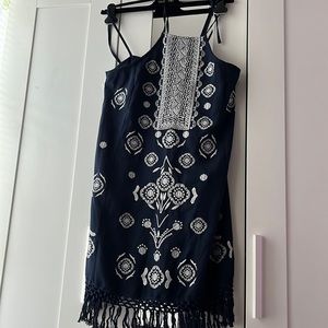 ABERCROMBIE & FITCH WOMEN DRESS SIZE MEDIUM EXCELLENT/Co